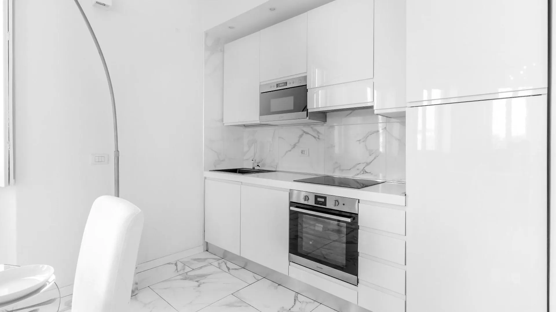Apartment Ferienwohnung Bre3 -Lodi- Elegant & Private Hot Tub - Mailand Italien